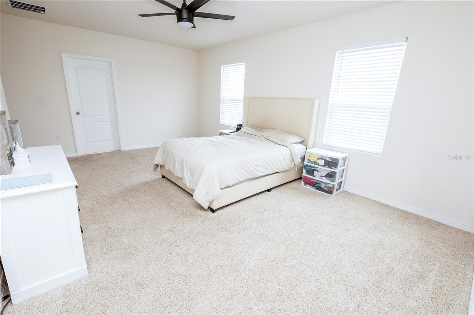 Single Family Residence at 3250 BLUE CRAB DR, TAVARES, photo 17 of 44