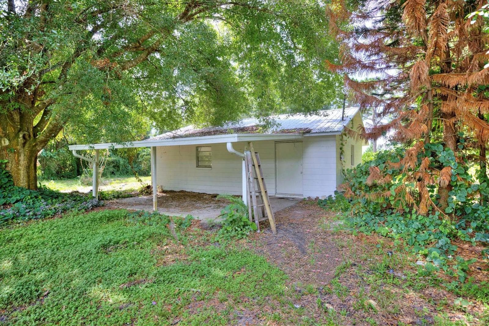 Single Family Residence at 4802 E LA FLAM RD RD, AVON PARK, photo 21 of 31