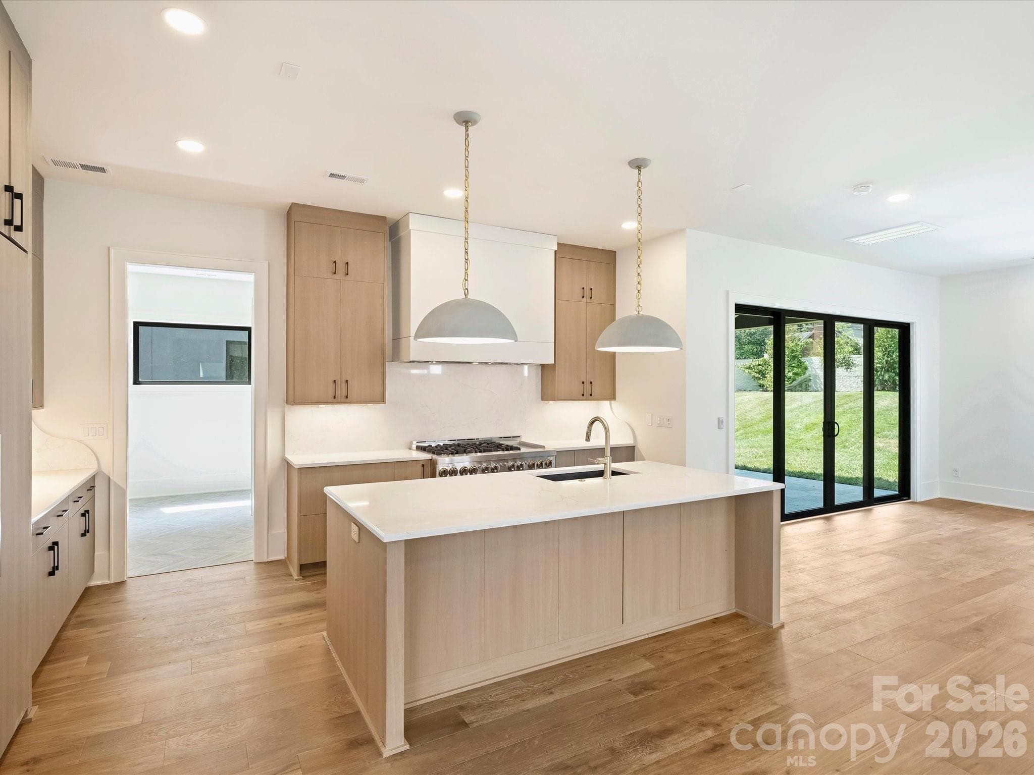 Single Family Residence at Charlotte, photo 11 of 53
