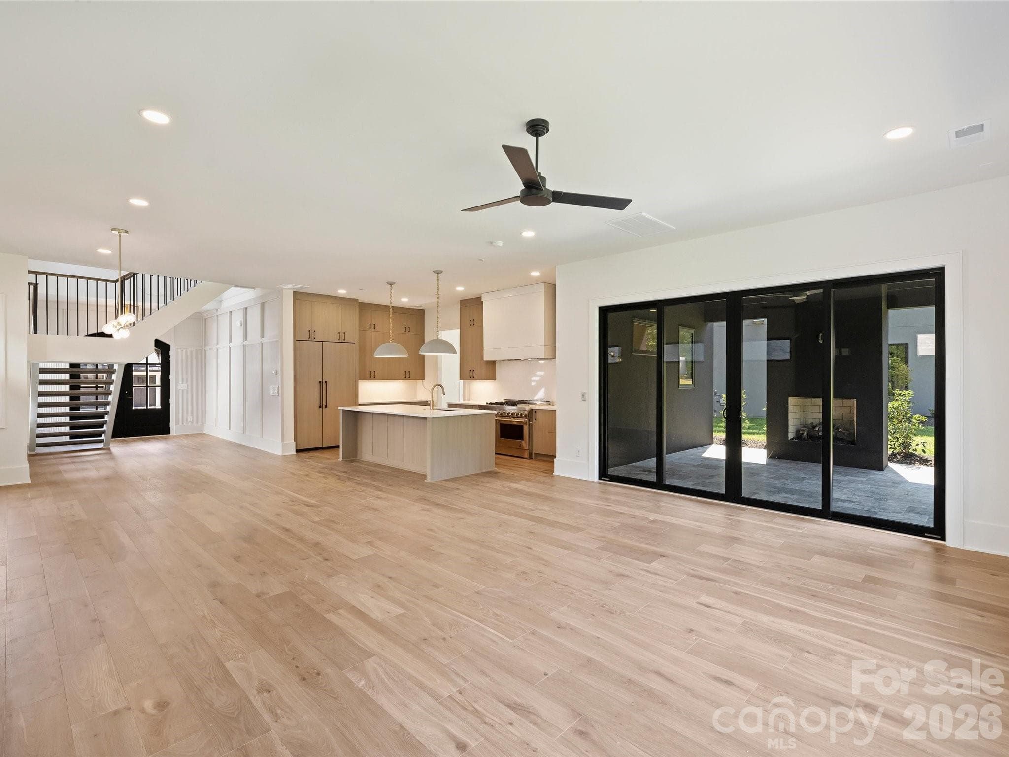 Single Family Residence at Charlotte, photo 17 of 53