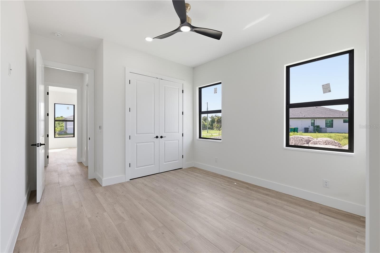 Single Family Residence at 14270 FORT WORTH CIR, PORT CHARLOTTE, photo 35 of 48