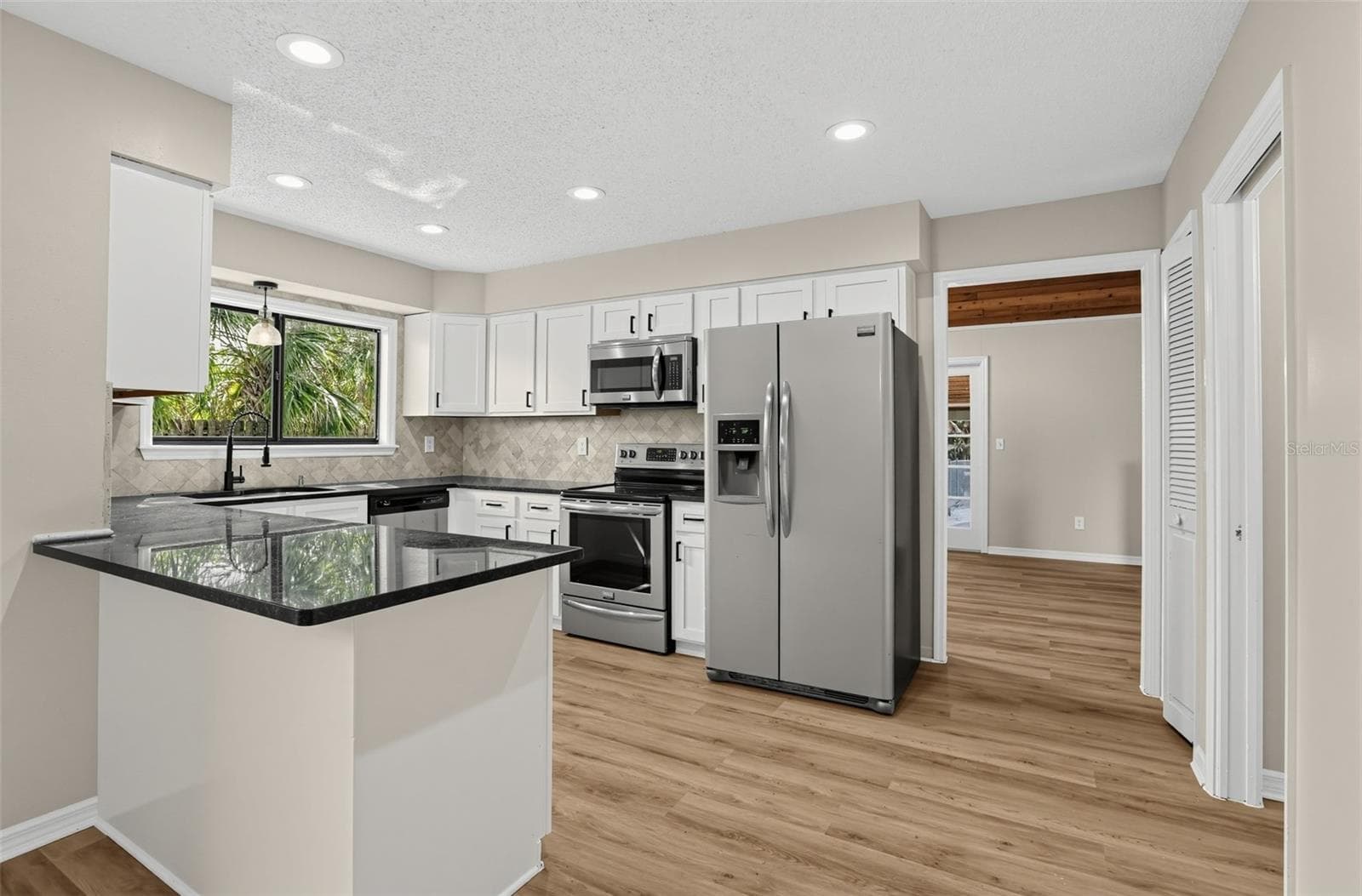 Single Family Residence at 1539 GRACE LAKE CIR, LONGWOOD, photo 4 of 25