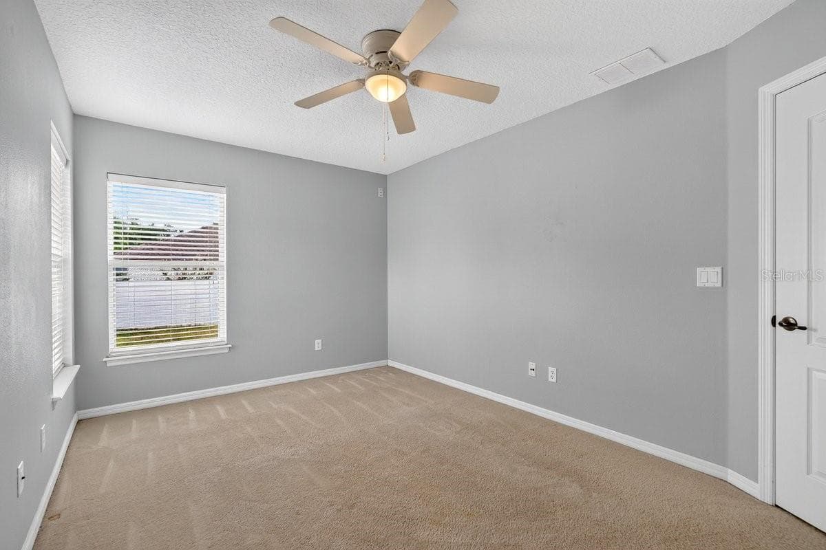 Single Family Residence at 971 LEYBURN DR, DELTONA, photo 10 of 38