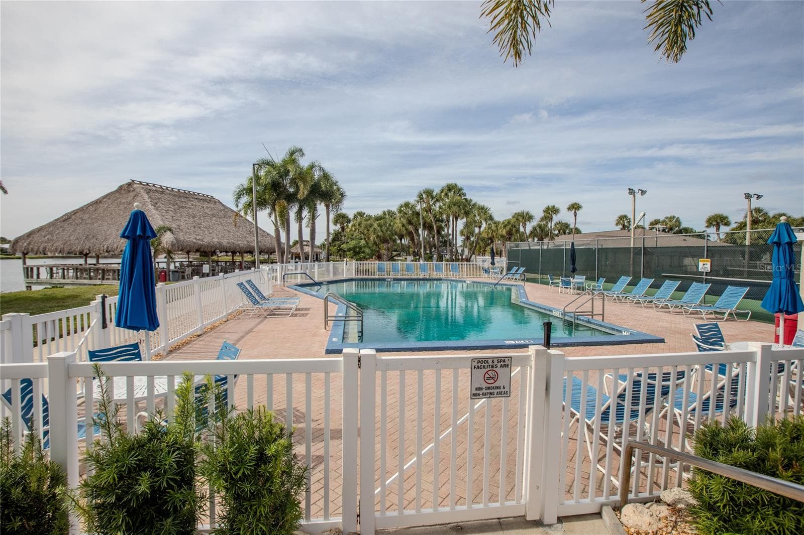 Manufactured Home at 2100 KINGS HWY #305, PORT CHARLOTTE, photo 40 of 91