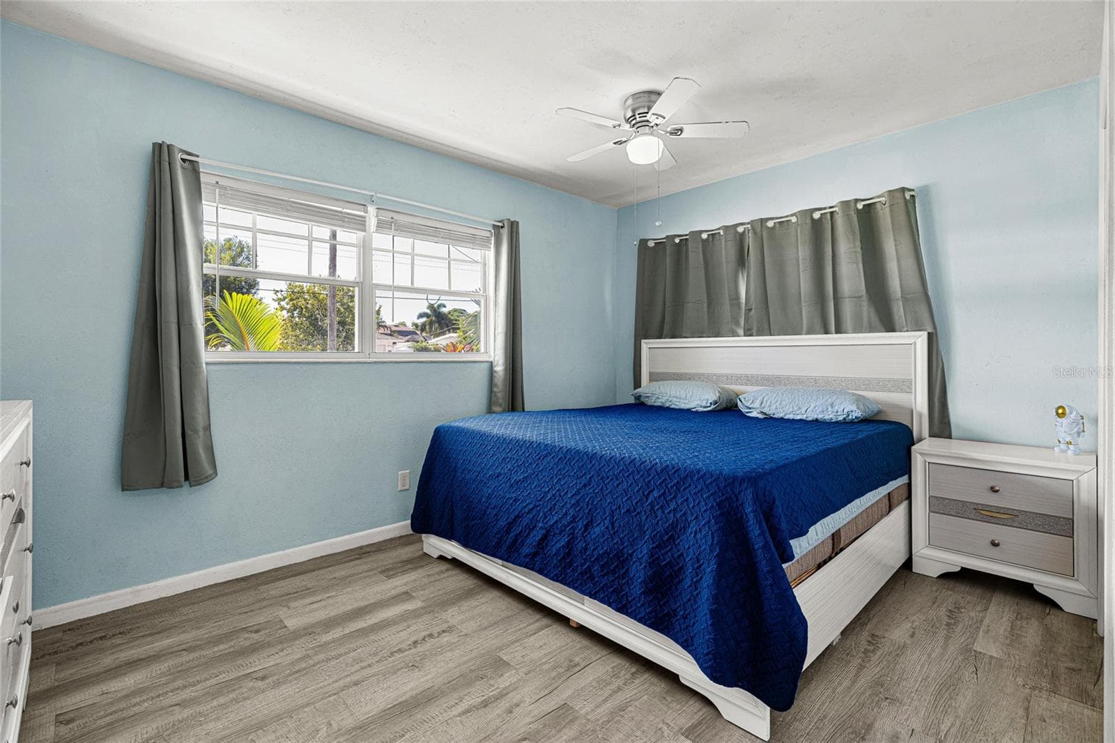 Single Family Residence at 4519 BROOKSDALE DR, SARASOTA, photo 12 of 30