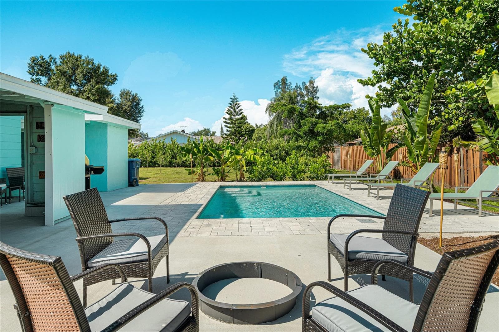 Single Family Residence at 4519 BROOKSDALE DR, SARASOTA, photo 20 of 30