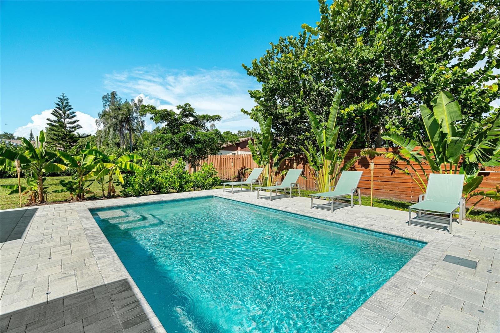 Single Family Residence at 4519 BROOKSDALE DR, SARASOTA, photo 21 of 30