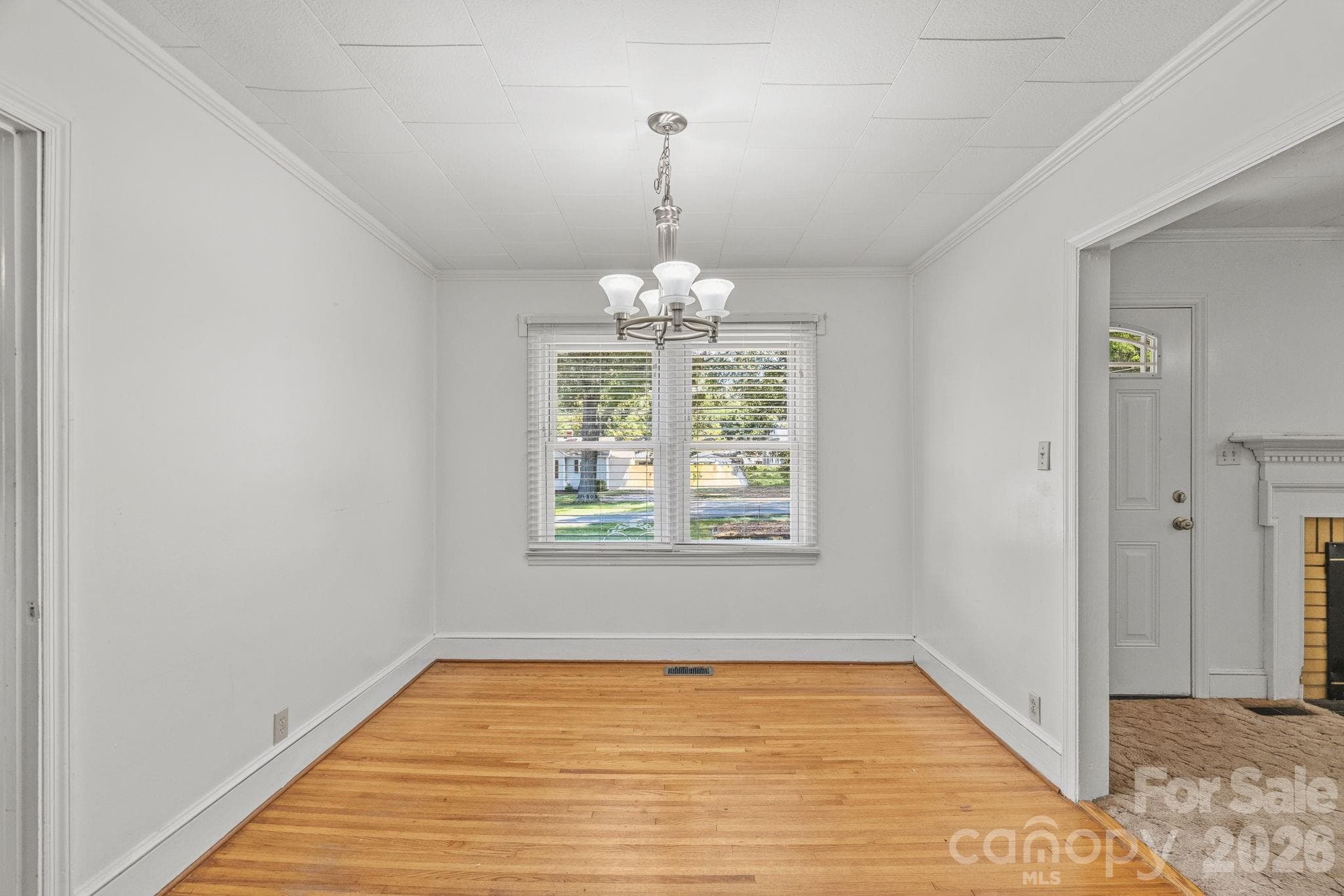 Single Family Residence at 1127 Thompson Avenue, Charlotte, photo 8 of 25