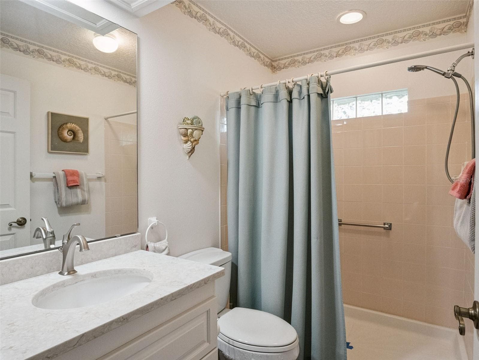 Single Family Residence at 21142 EDINBOROUGH PL, LEESBURG, photo 25 of 65