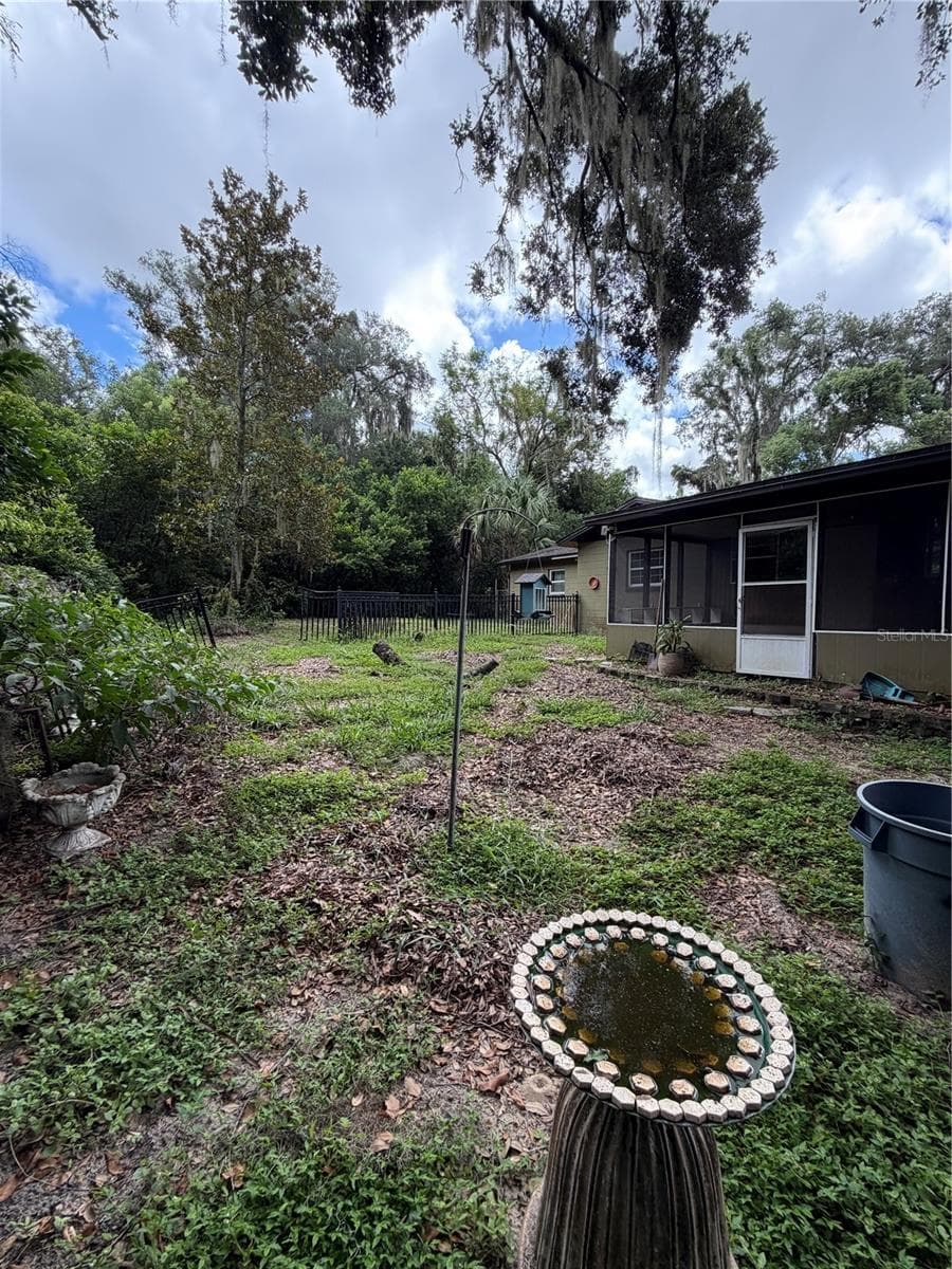 Single Family Residence at 833 COLLINS AVE, APOPKA, photo 25 of 28