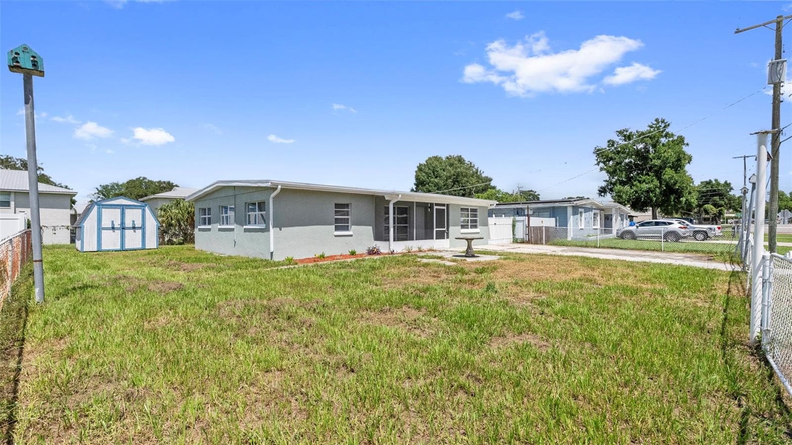 Single Family Residence at 7710 CORAL VINE LN, TAMPA, photo 3 of 39