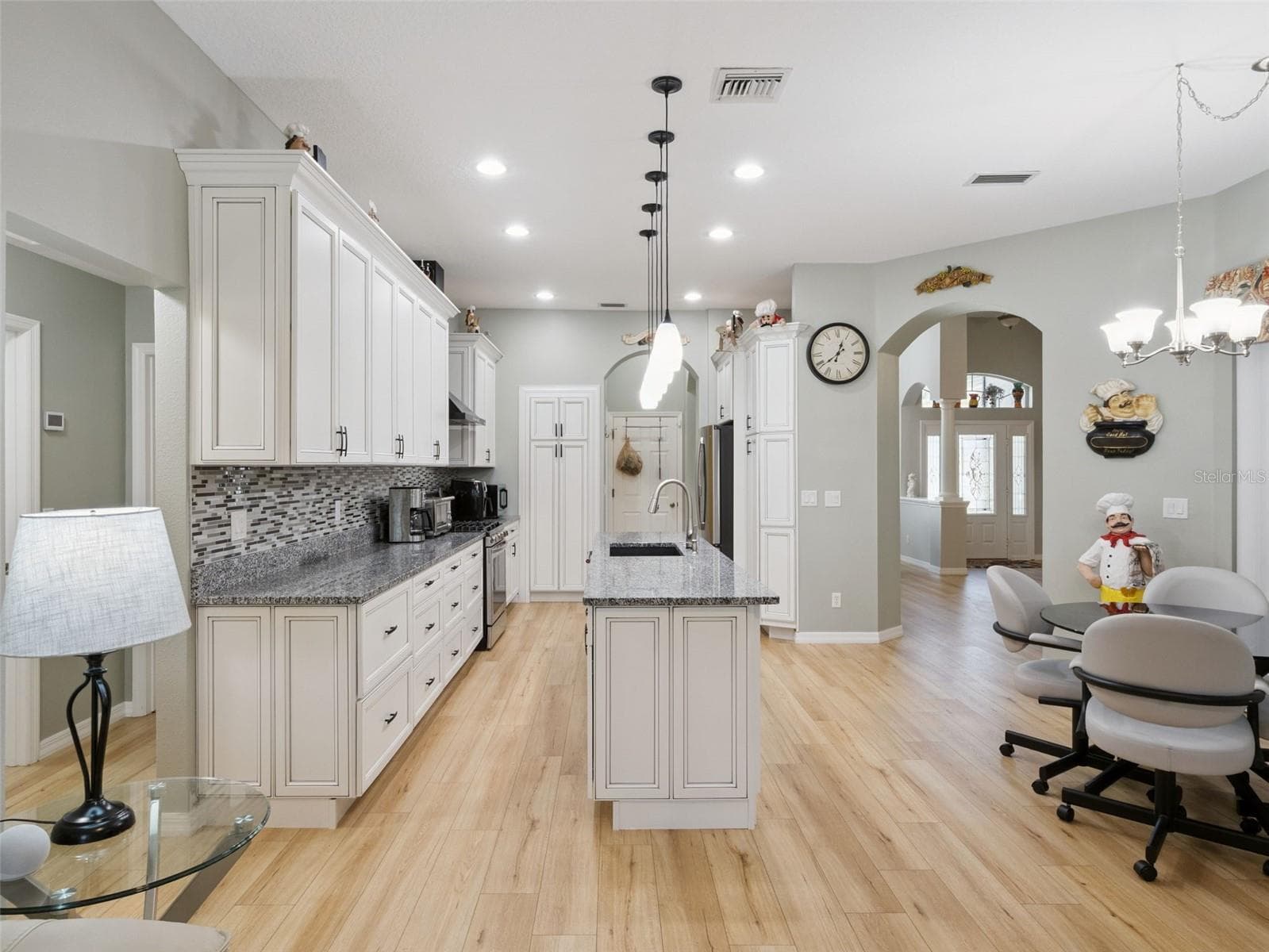 Single Family Residence at 5602 SQUIRES DR, LEESBURG, photo 10 of 60