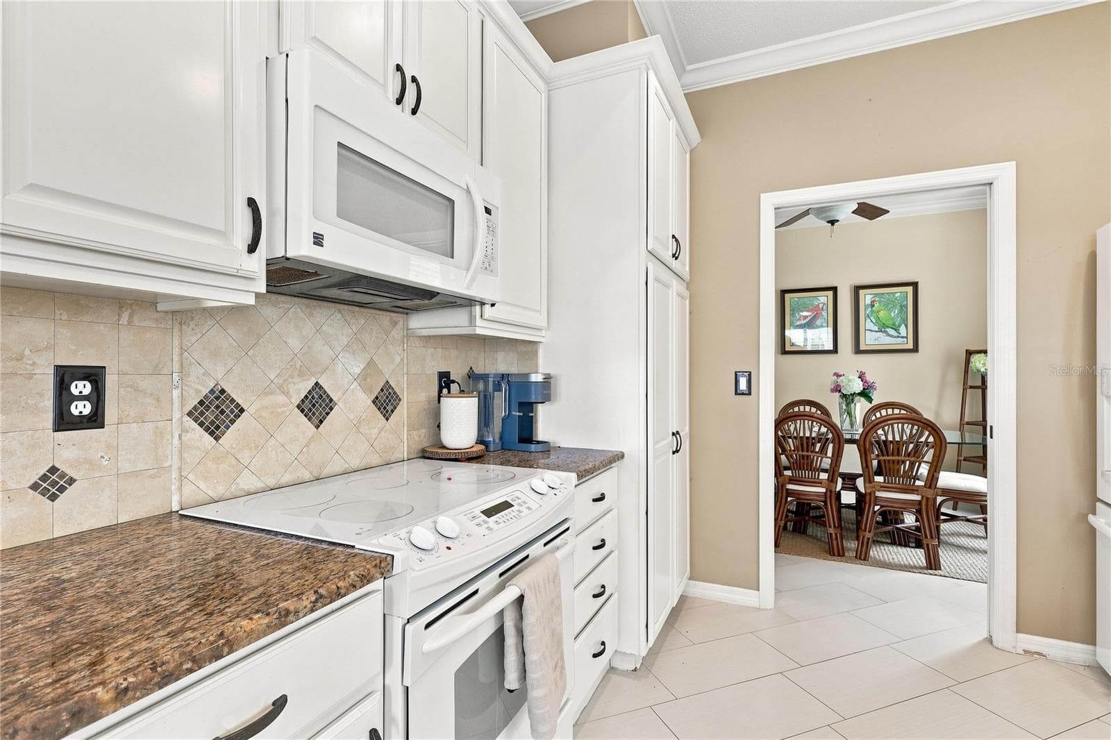 Single Family Residence at 4021 VIA MIRADA, SARASOTA, photo 12 of 37