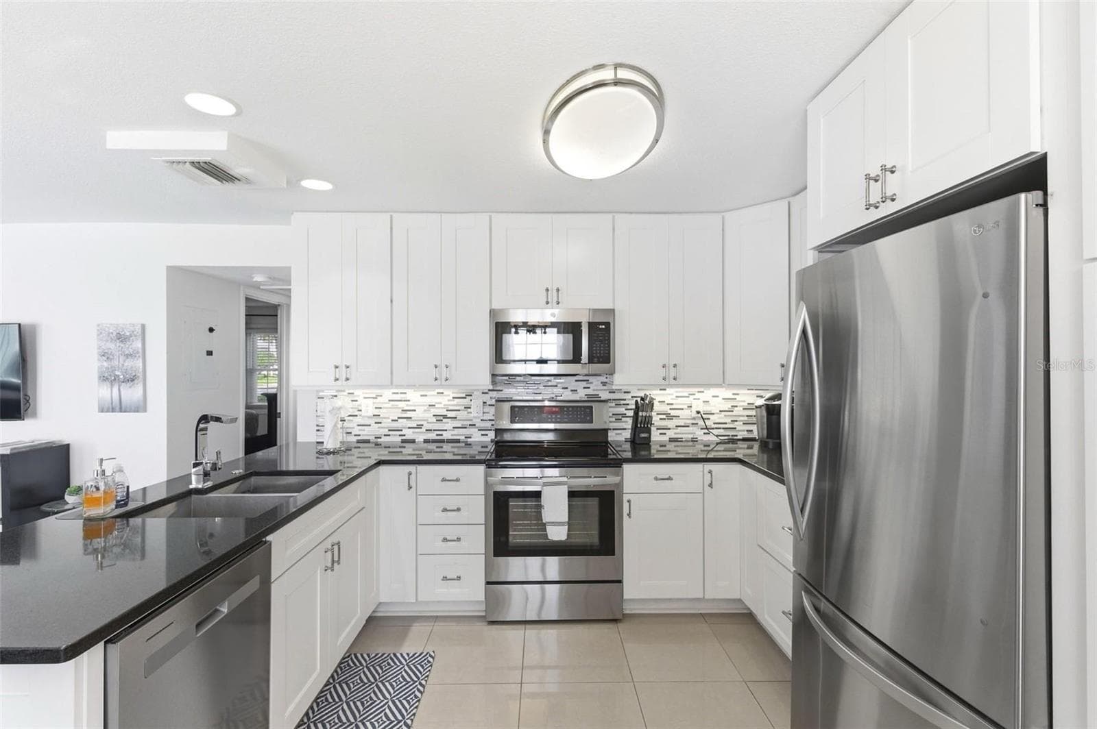 Condominium at 5280 COQUINA KEY DR SE #A, ST PETERSBURG, photo 15 of 78