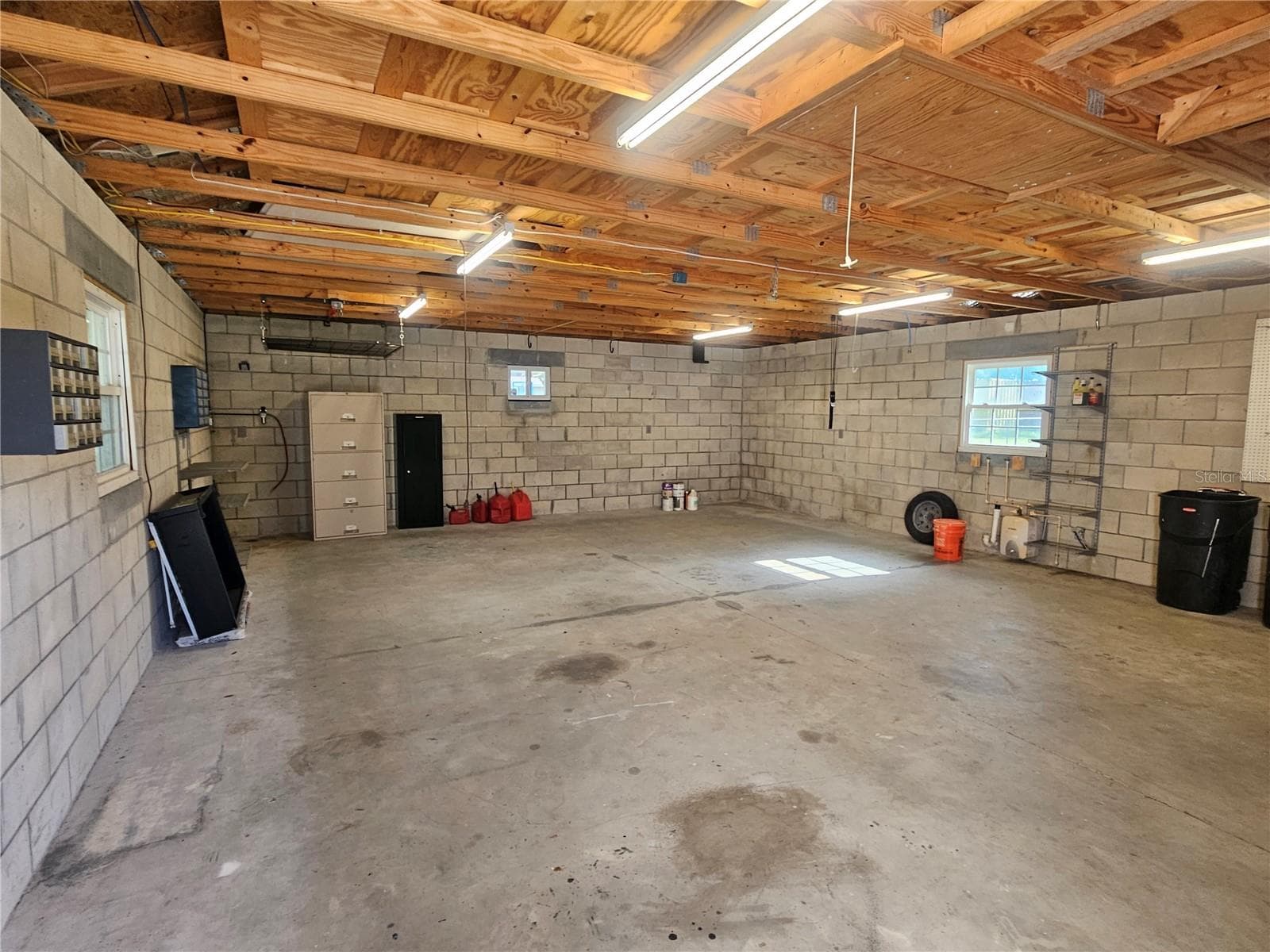 Detached Workshop - 5421 SE 18TH LN, OCALA