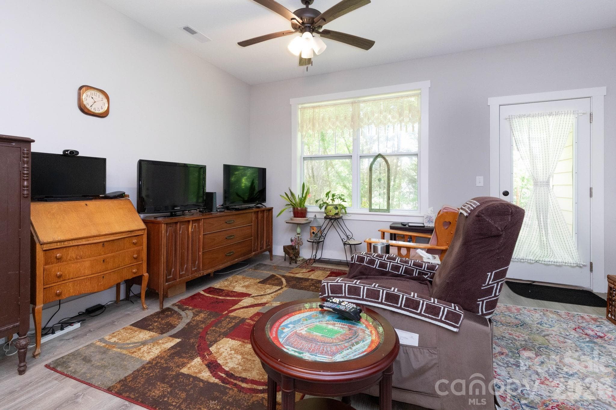 Condominium at 138 Foxden Drive, Fletcher, photo 14 of 19