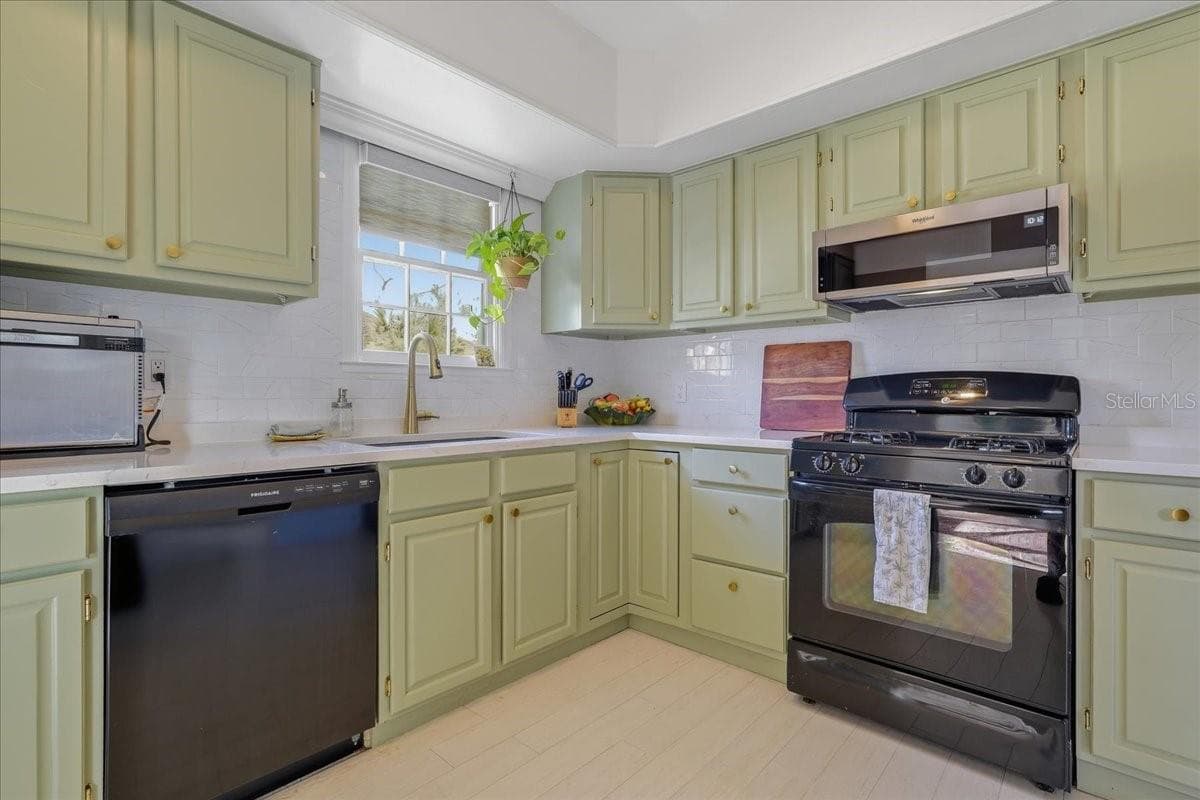 Single Family Residence at 1161 SEDEEVA ST, CLEARWATER, photo 18 of 56