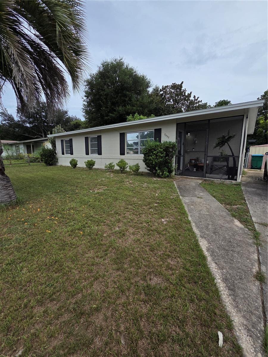 Single Family Residence at 2433 ADAMS AVE, DELTONA, photo 3 of 10