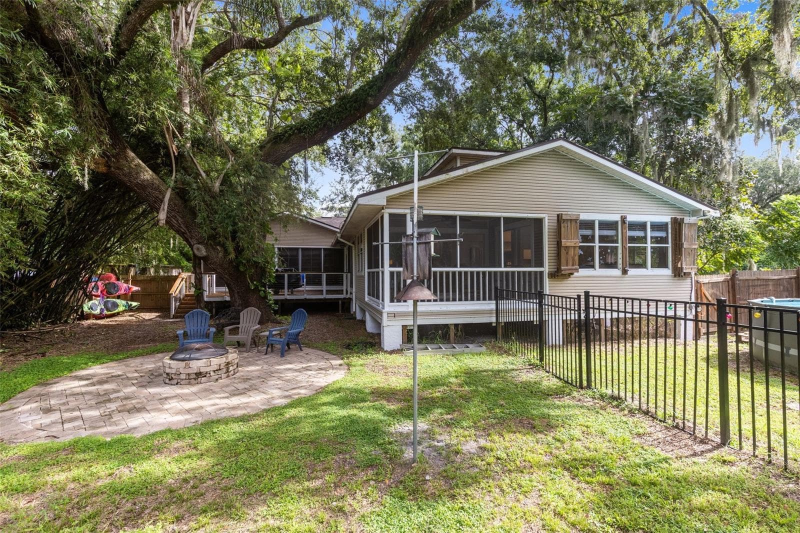 Single Family Residence at 2982 KNOWLES BLVD, KISSIMMEE, photo 32 of 37