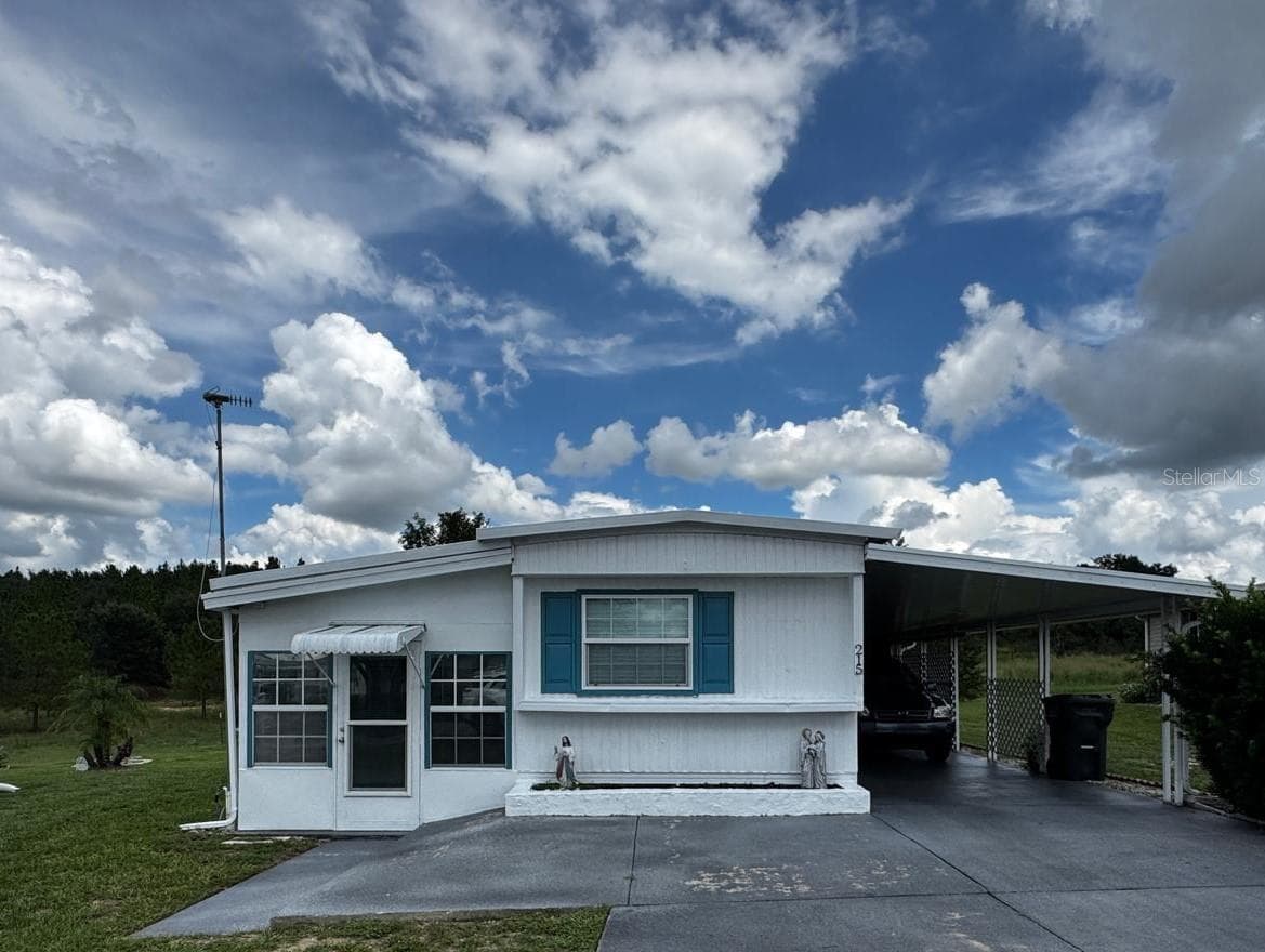 215 EDGEWOOD BLVD