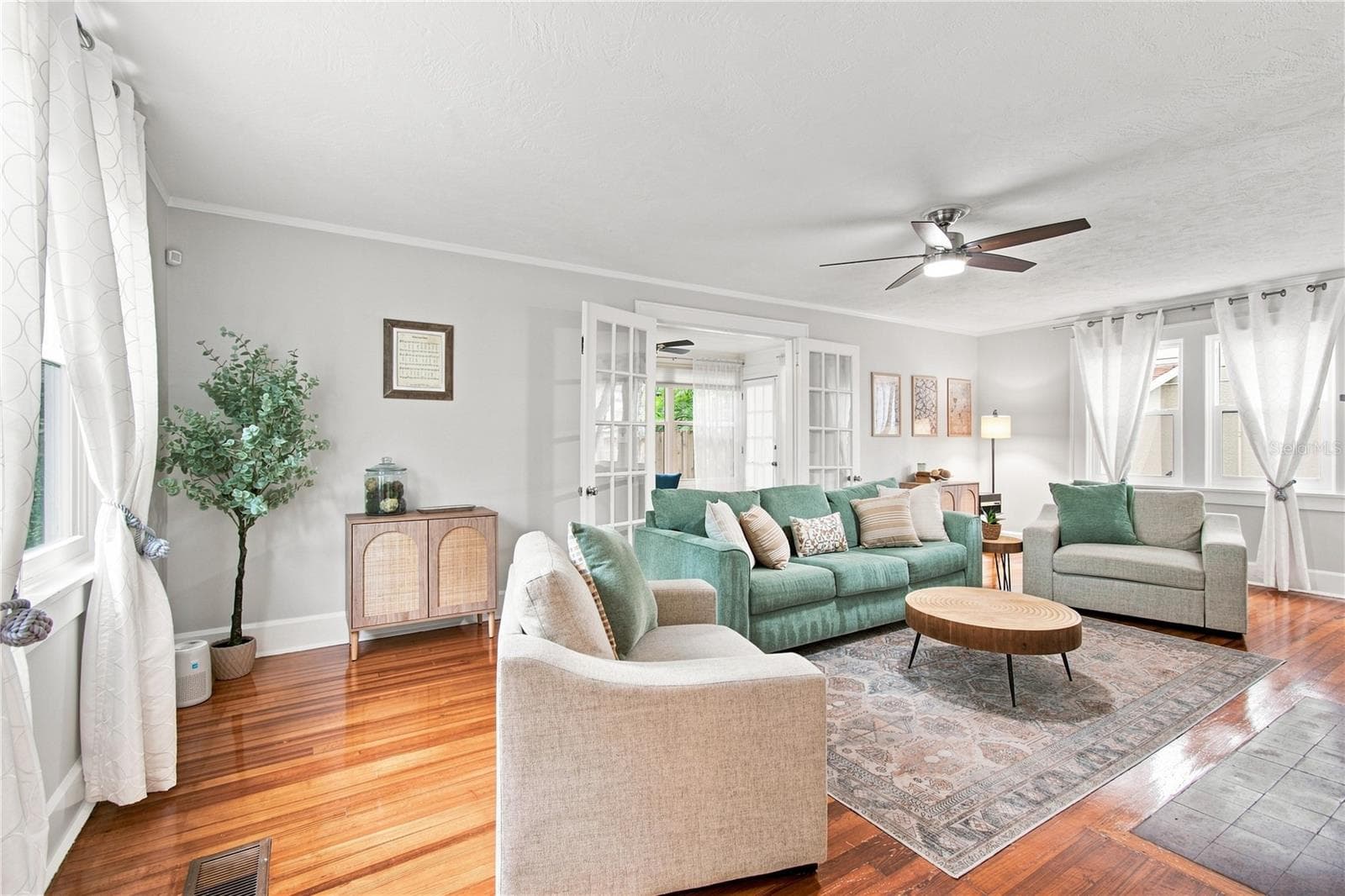 Single Family Residence at 3630 FOSTER HILL DR N, ST PETERSBURG, photo 19 of 69