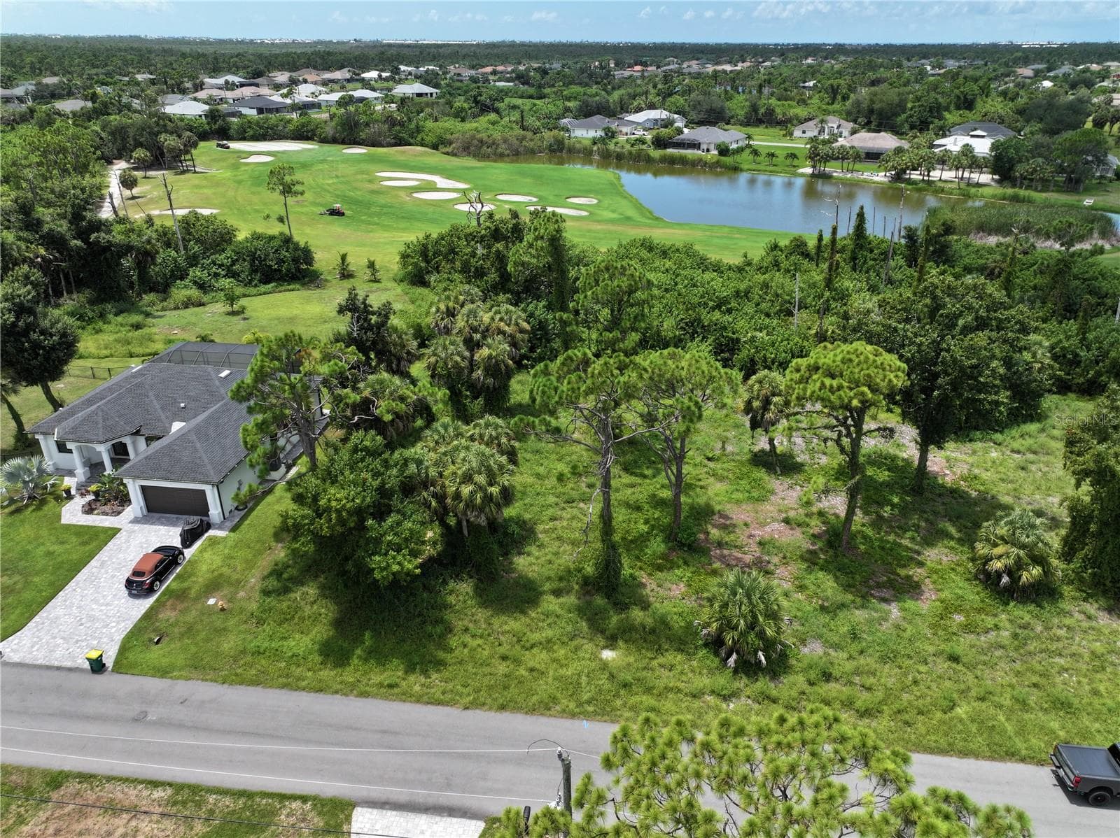 18 PINE VALLEY CT