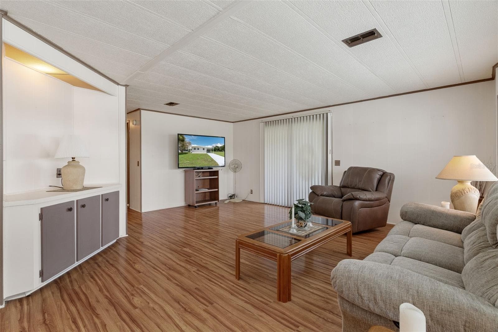 Manufactured Home at 8164 HIGHPOINT BLVD, BROOKSVILLE, photo 11 of 46