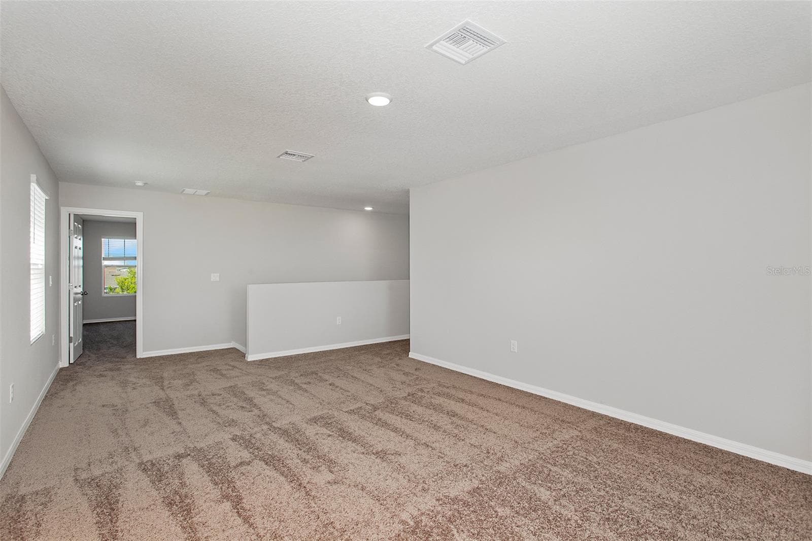 Single Family Residence at 36675 THORNHEDGE DR, ZEPHYRHILLS, photo 21 of 31