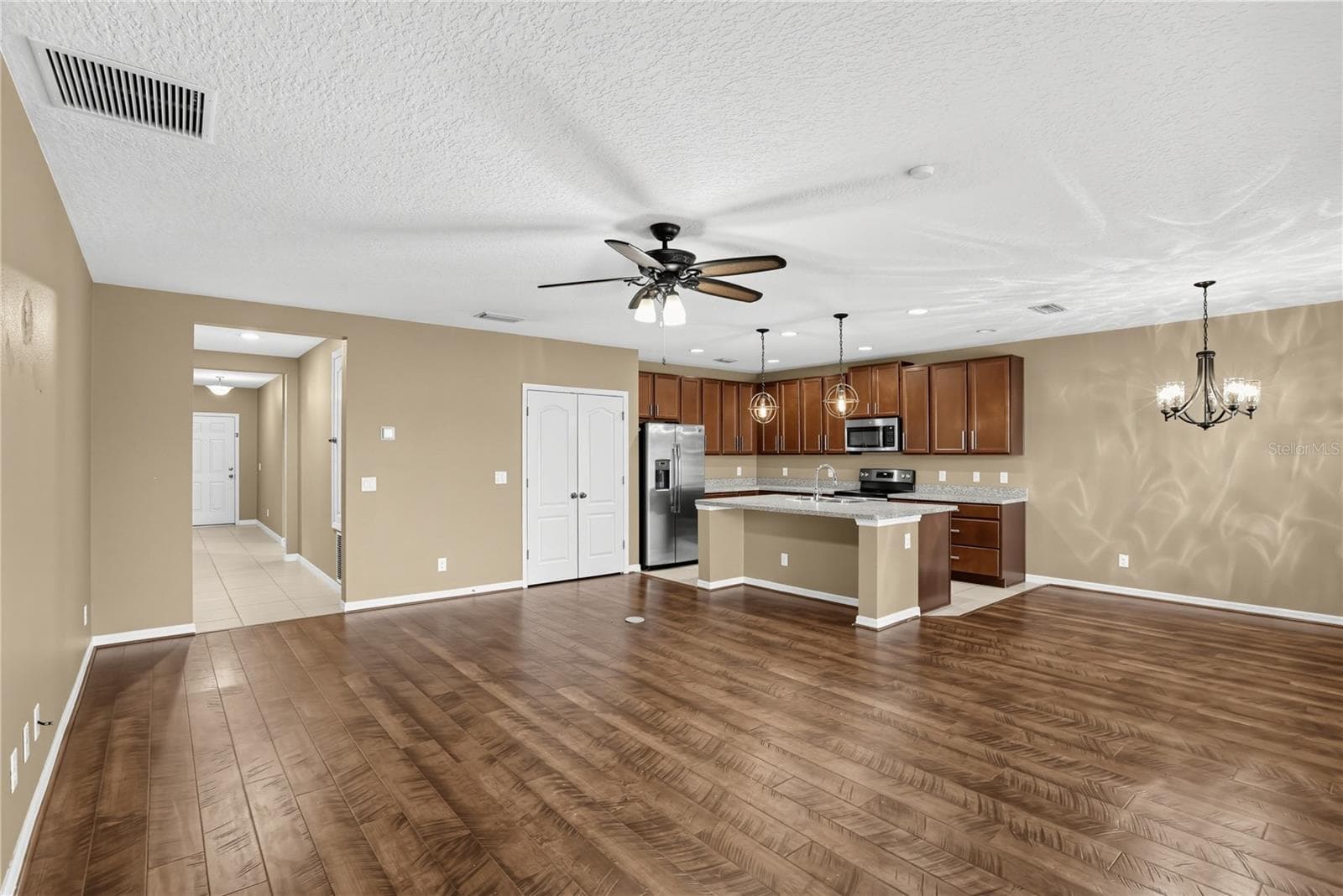 Single Family Residence at 171 HYDRA WAY, GROVELAND, photo 5 of 28
