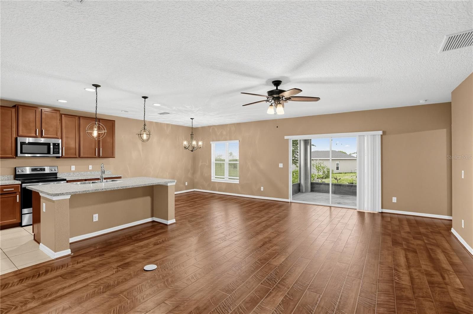 Single Family Residence at 171 HYDRA WAY, GROVELAND, photo 6 of 28