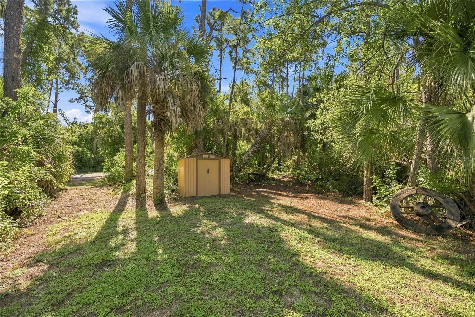 Single Family Residence at 1711 NAFTAL RD, NORTH PORT, photo 58 of 75