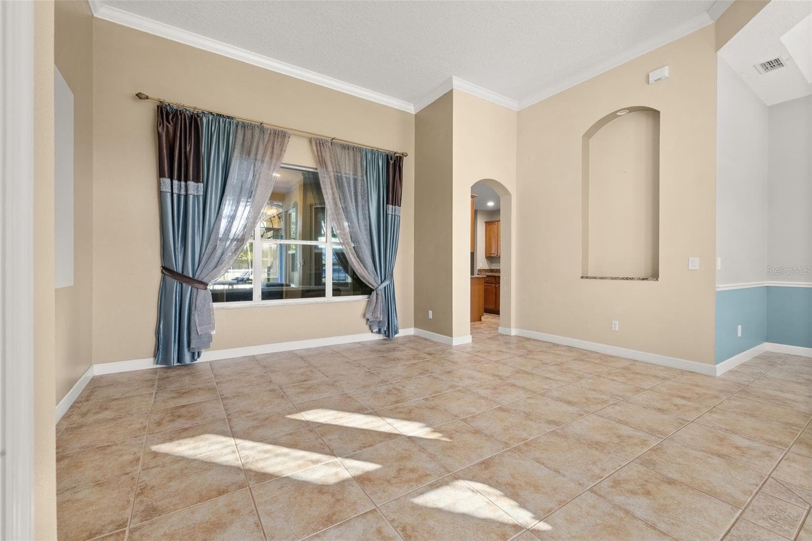 Flex room/formal living room - 2039 HARBOR COVE WAY, WINTER GARDEN