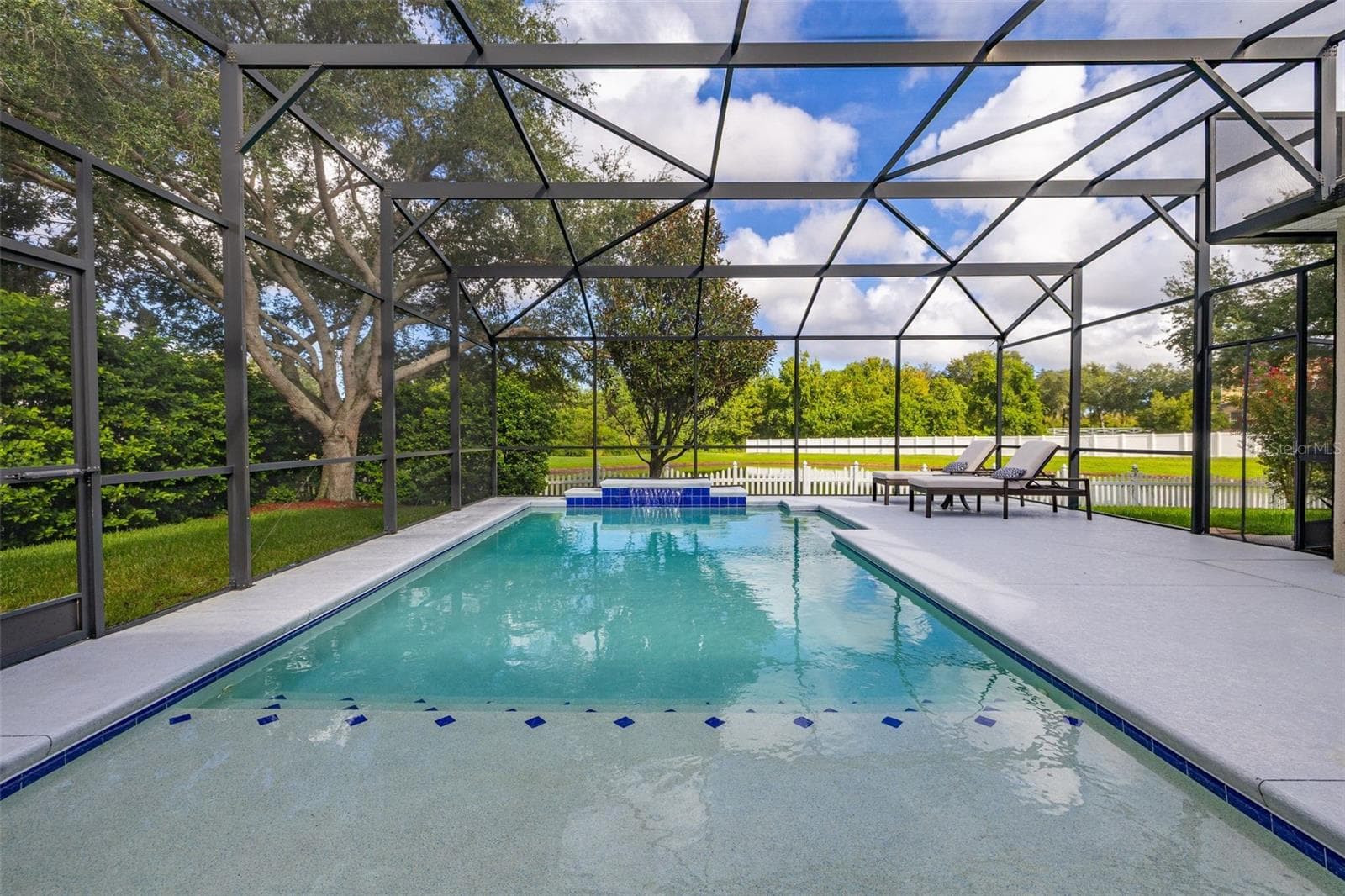 Screened in rear patio - 2039 HARBOR COVE WAY, WINTER GARDEN