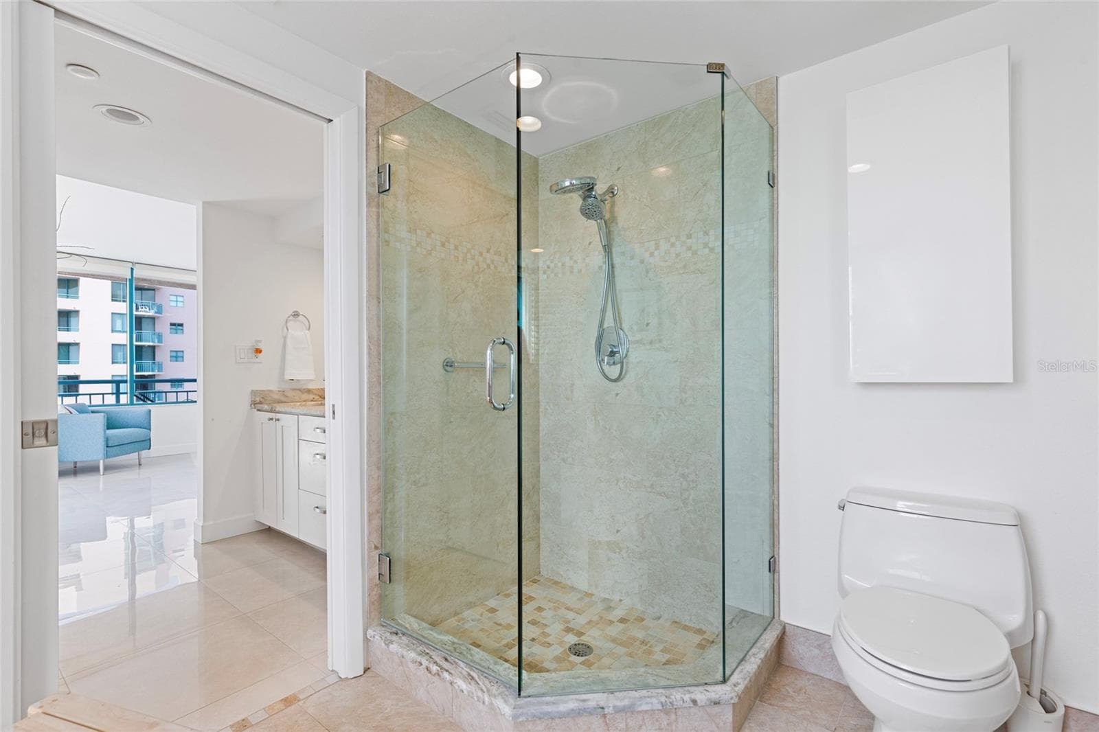 Condominium at 1520 GULF BLVD #1807, CLEARWATER BEACH, photo 29 of 52