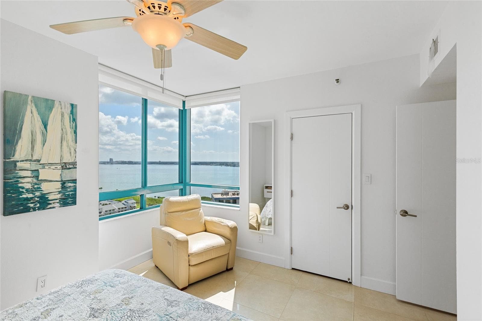 Condominium at 1520 GULF BLVD #1807, CLEARWATER BEACH, photo 32 of 52