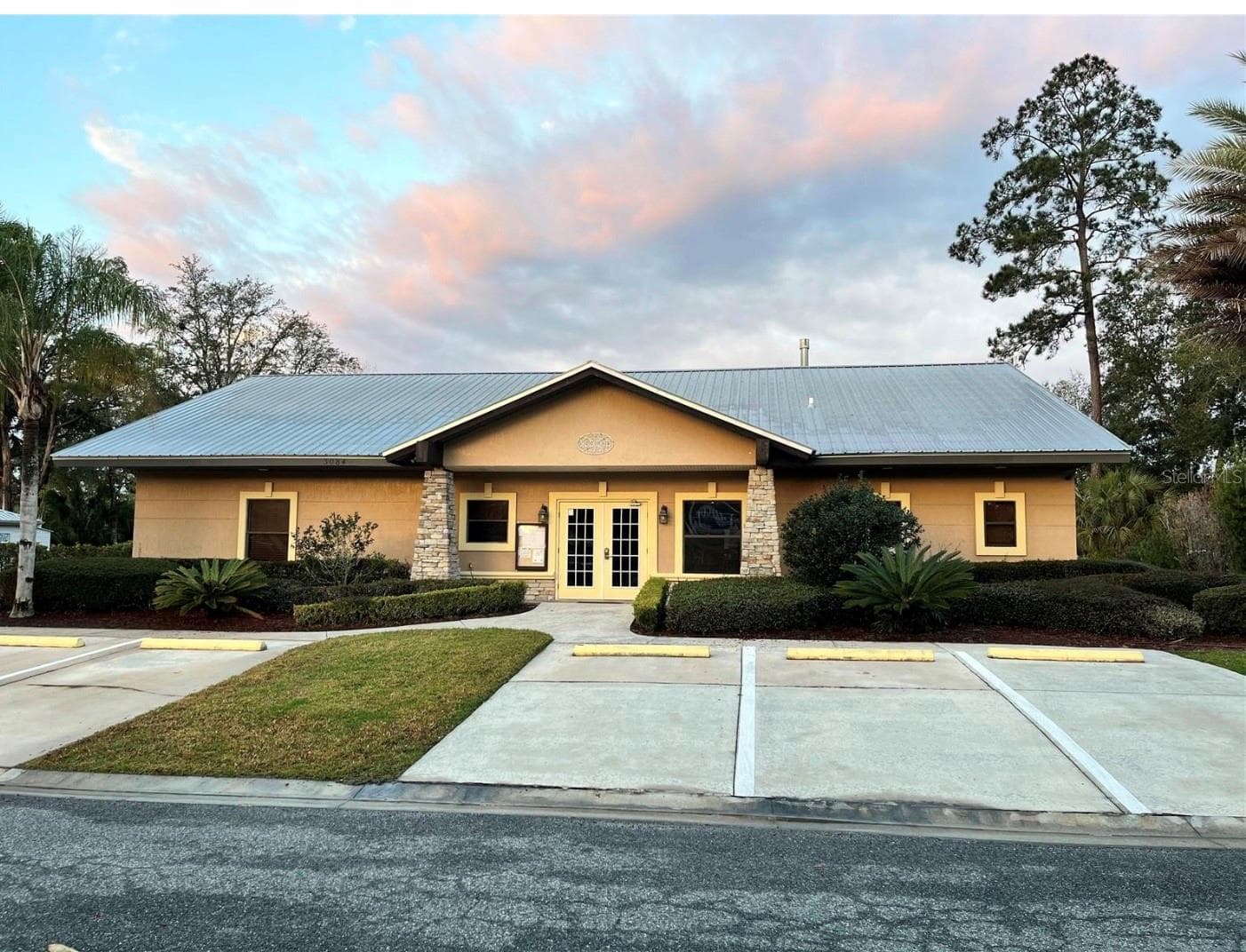 Preserves Clubhouse & Pool - 10226 NE 28TH LOOP, SILVER SPRINGS
