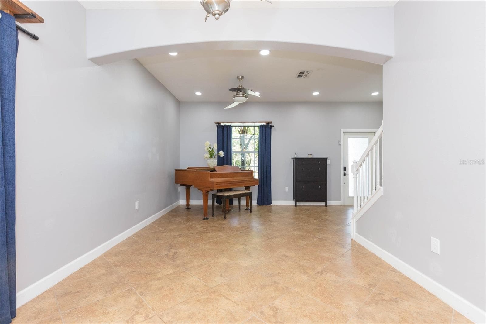 Single Family Residence at 11508 MANSFIELD POINT DR, RIVERVIEW, photo 10 of 47