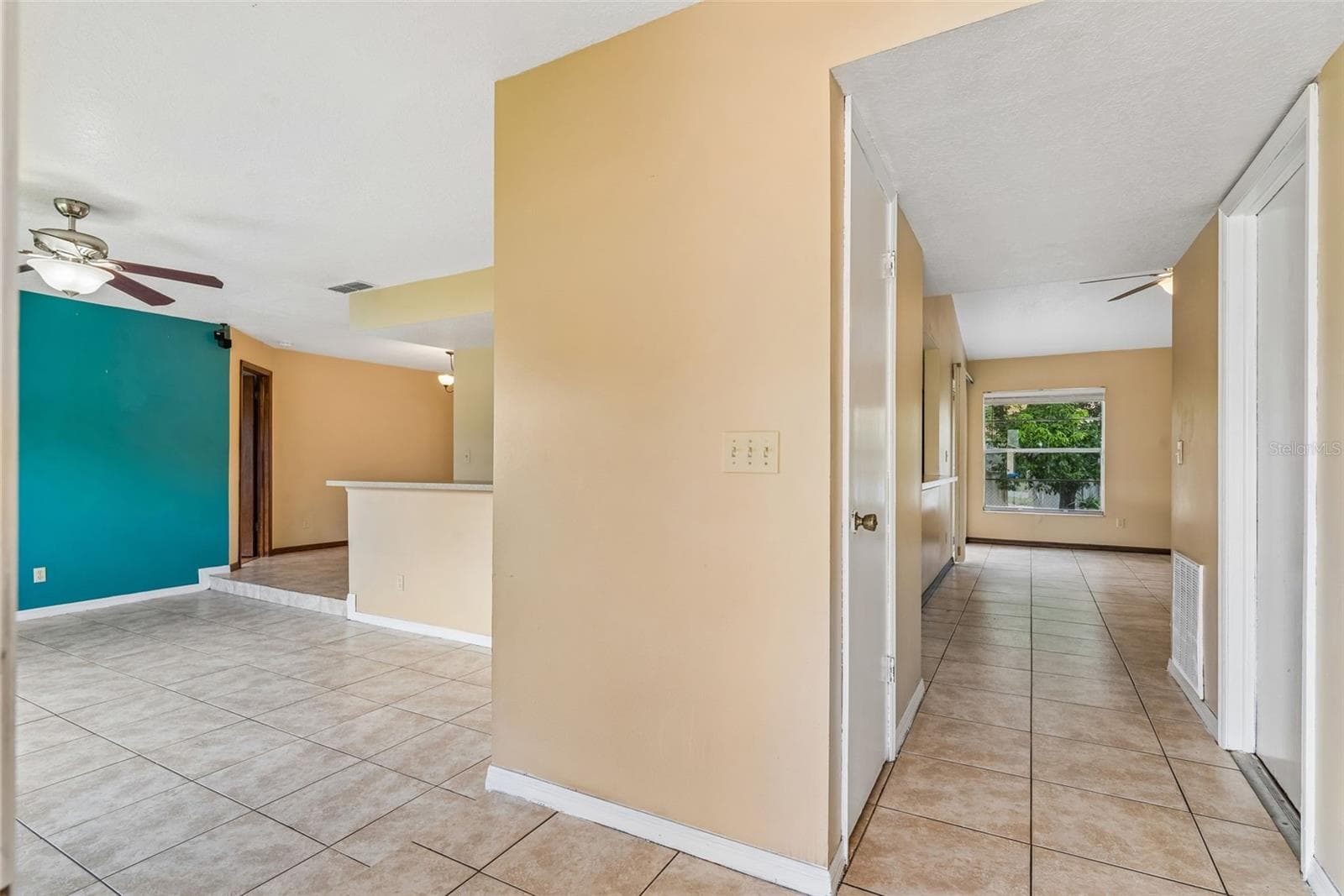 Single Family Residence at 2402 WOODWAY DR, ORLANDO, photo 26 of 41