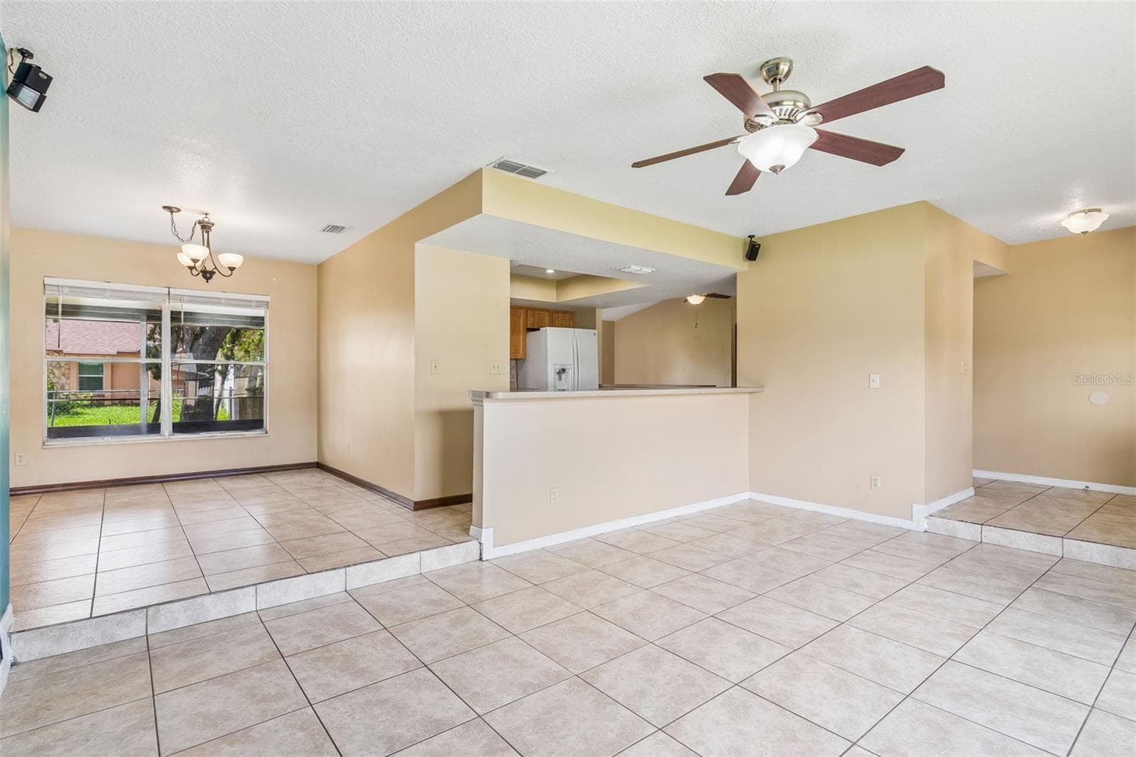 Single Family Residence at 2402 WOODWAY DR, ORLANDO, photo 27 of 41