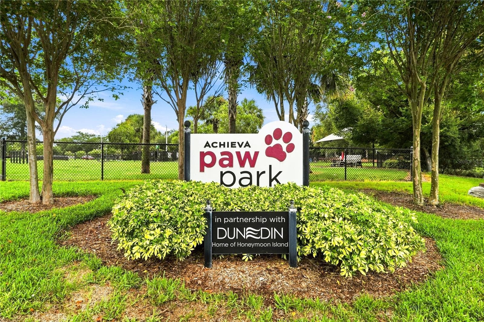 Achieva Dog Park - 679 LITCHFIELD LN, DUNEDIN