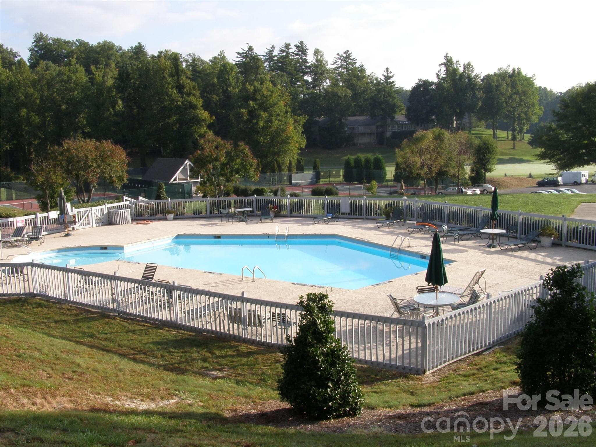 Condominium at 324 DAWNBROOK Drive, Flat Rock, photo 45 of 48