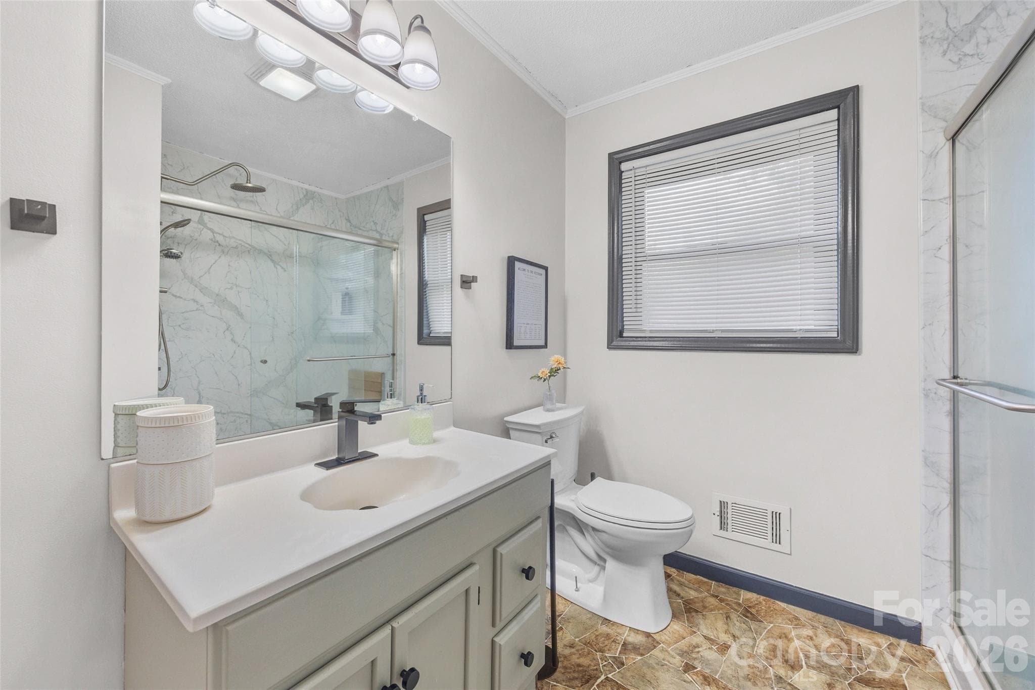 Full Bath - 2435 Lewiston Drive, Gastonia