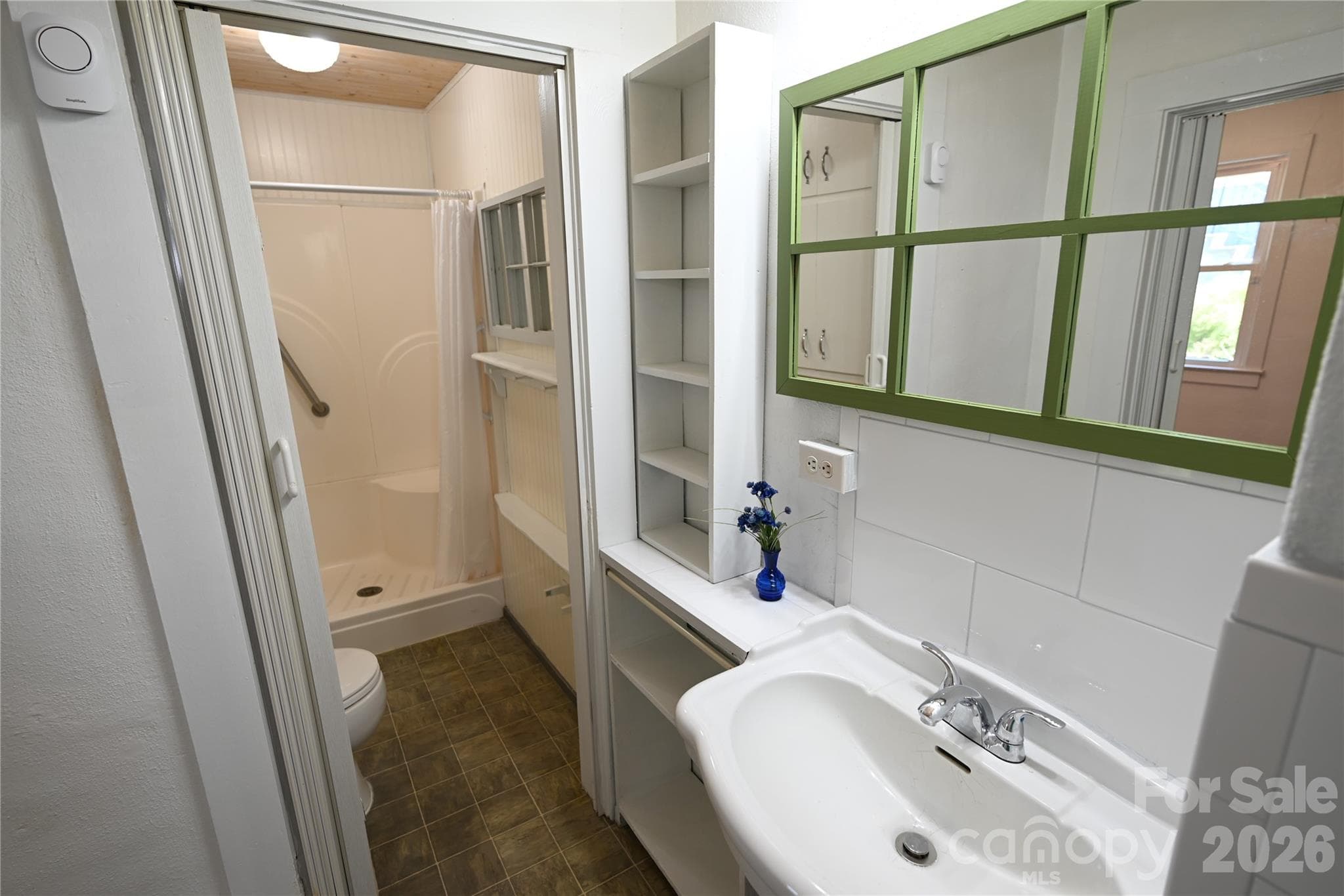Single Family Residence at 105 Owens Avenue NE, Drexel, photo 21 of 38