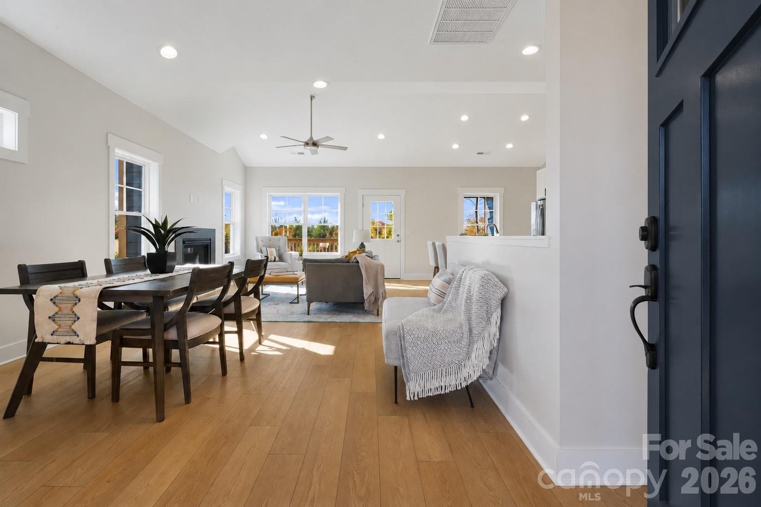 Single Family Residence at Weaverville, photo 6 of 39