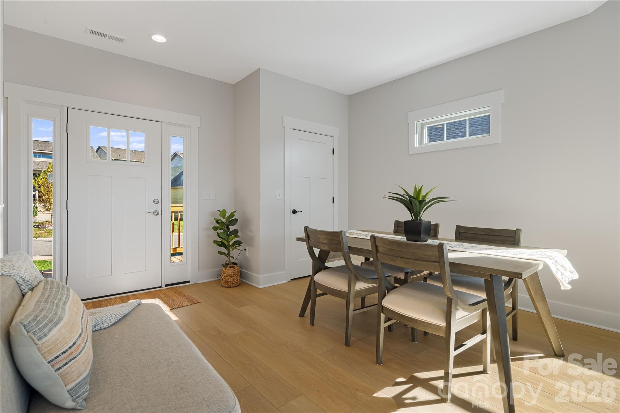 Single Family Residence at Weaverville, photo 9 of 39