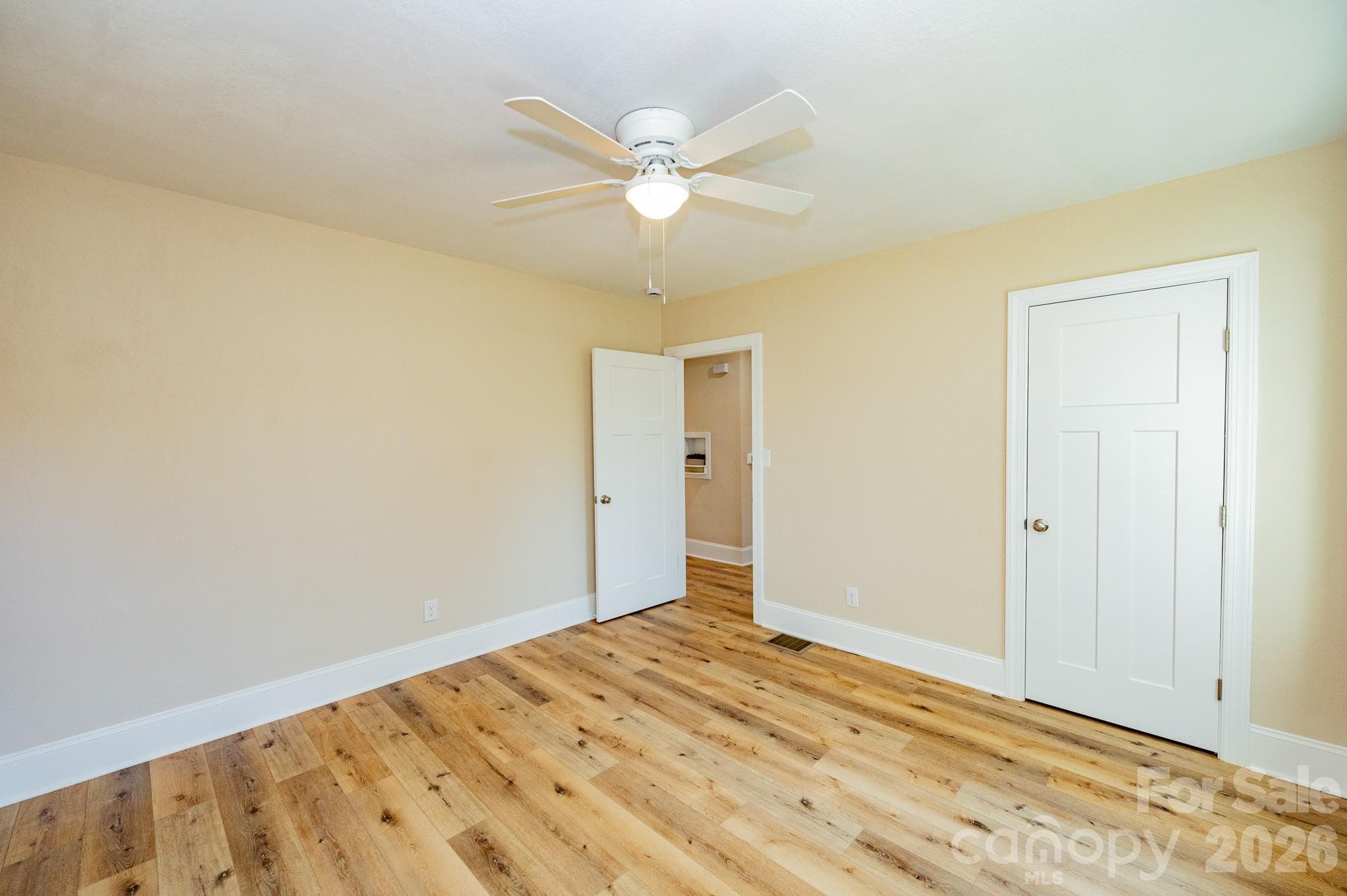 Bedroom - 118 Alexander Street, Forest City