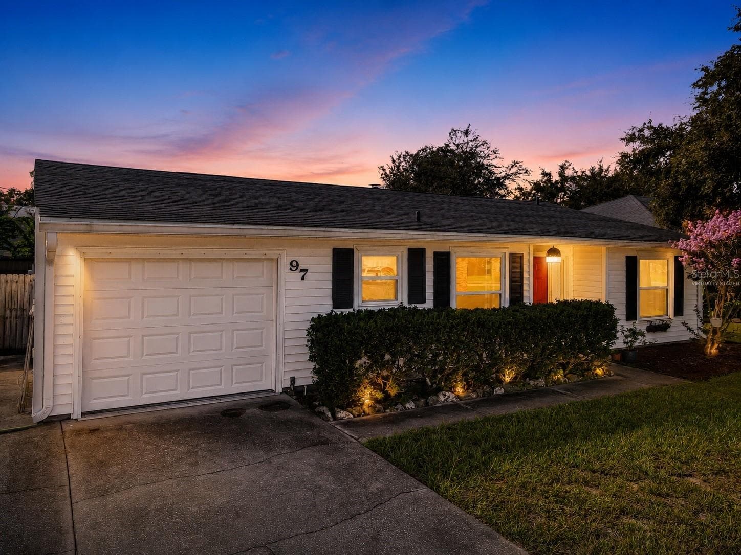 Virtually Staged - 97 S COURTLAND BLVD, DELTONA