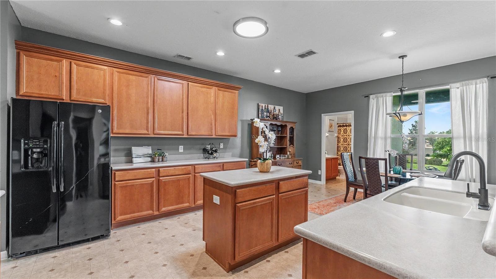 Single Family Residence at 279 BROOKSHIRE DR, LAKE WALES, photo 9 of 56