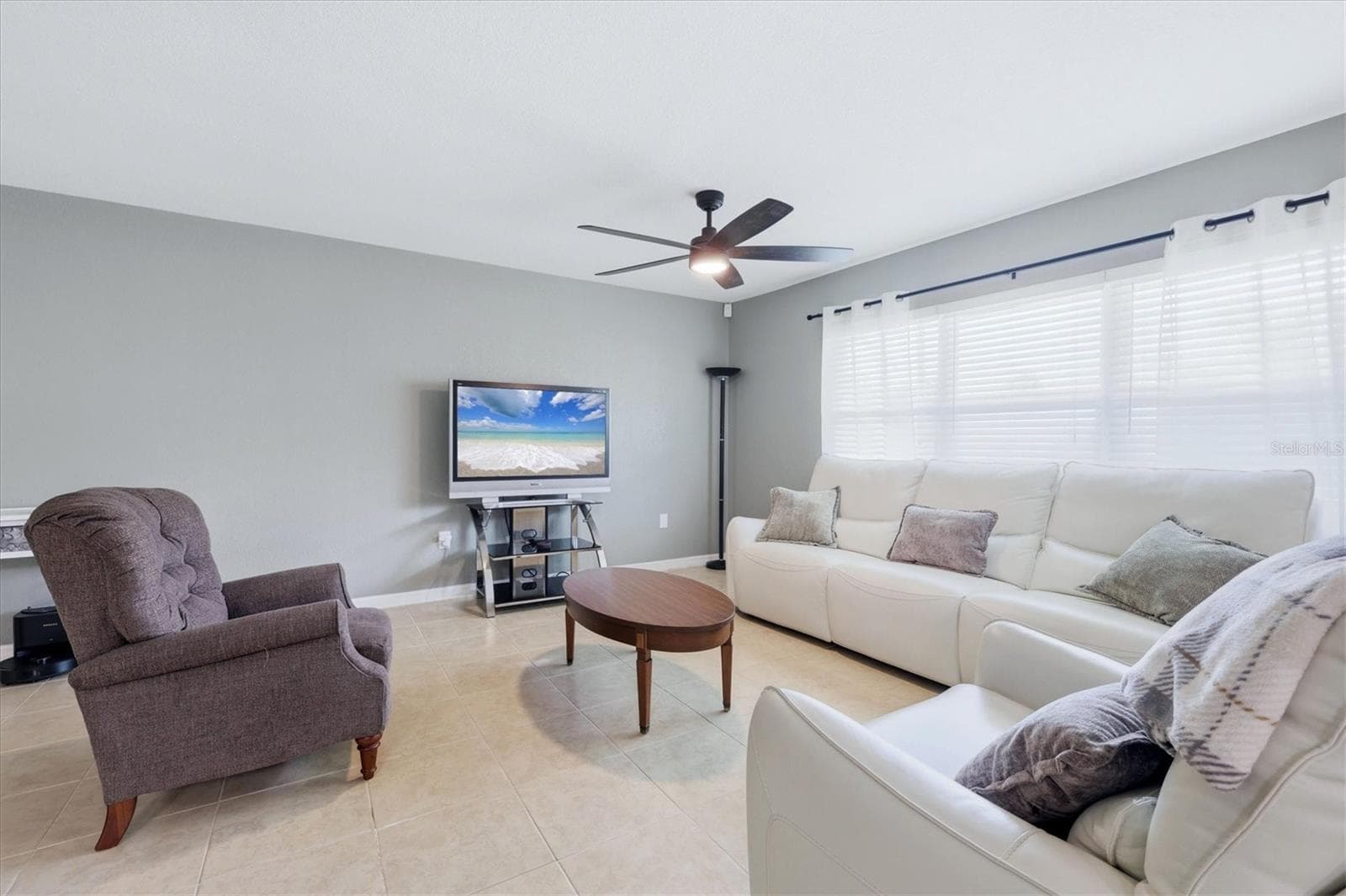 Single Family Residence at 15231 CHAMBERLAIN BLVD, PORT CHARLOTTE, photo 9 of 46