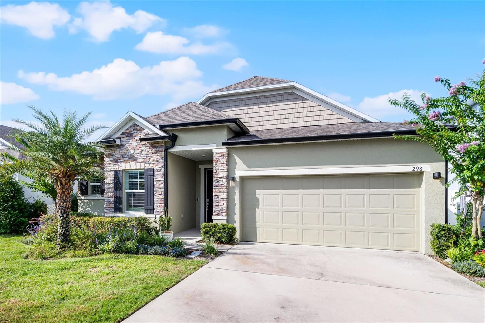 Single Family Residence at 298 JACKSON LOOP, DELAND, photo 2 of 50